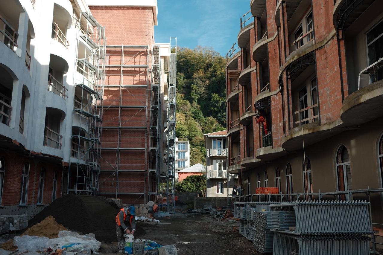 Monthly construction report